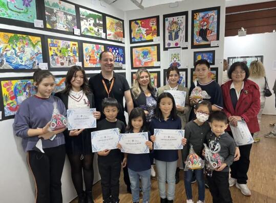 2022“TOUCH CHINA”世界青少年文化藝術展在法國盧浮宮順利展出